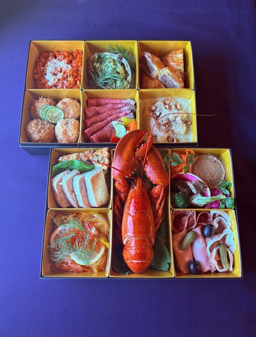 TRATTORIA LA EGAO トラットリア・ ラ・エガオ　EGAO’ｓおせち二段重　B-11